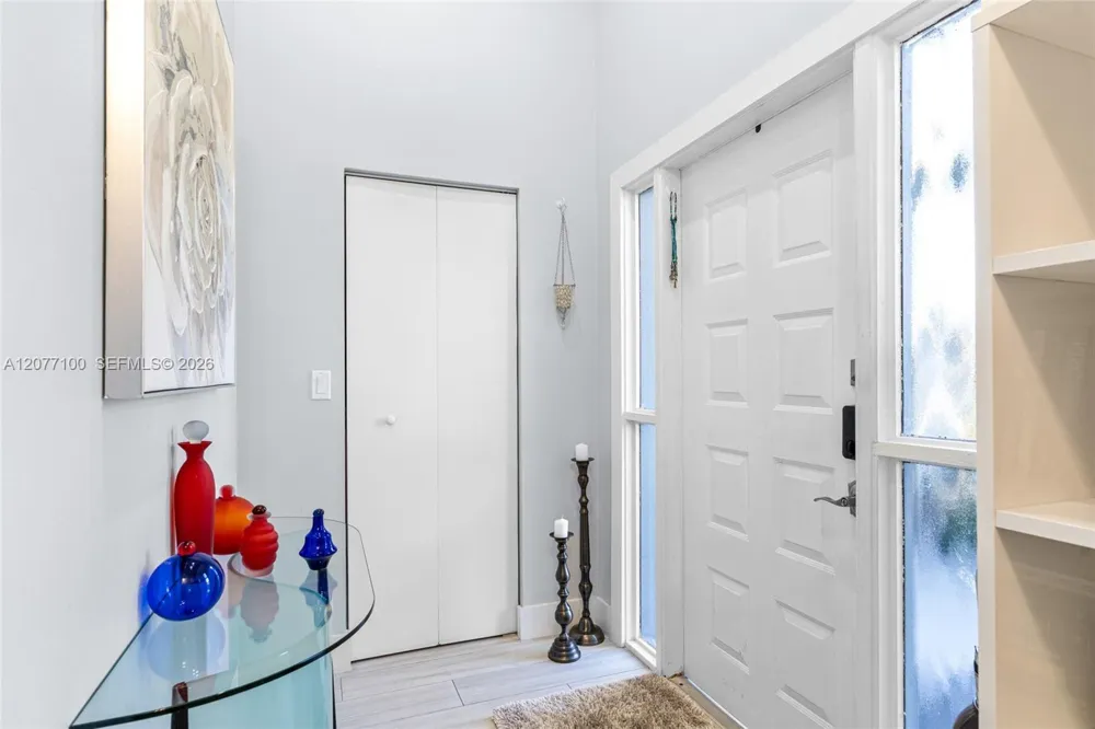 1064 NW 97th Ave #219 Pembroke Pines, FL 33024