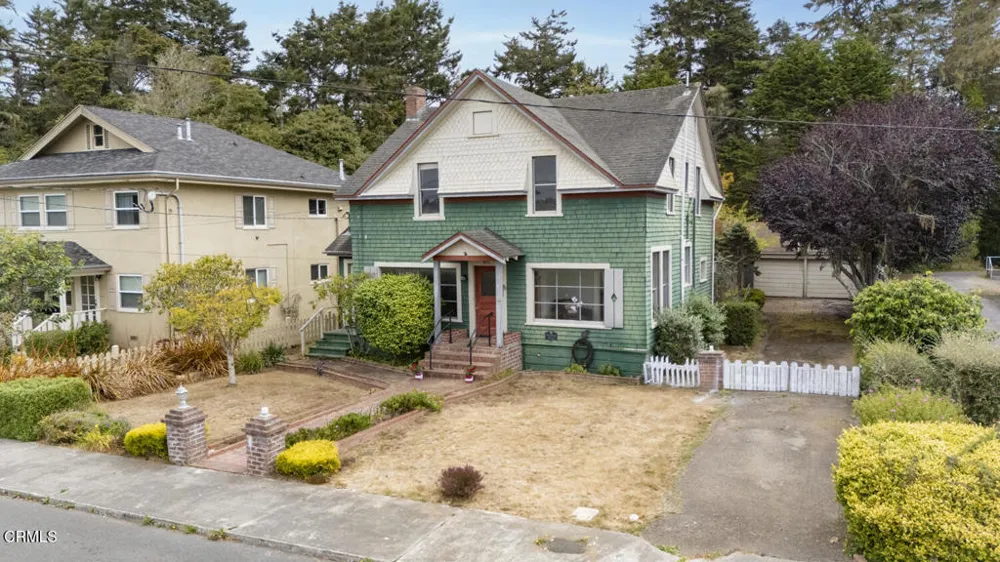 460 Alger Street Fort Bragg, CA 95437