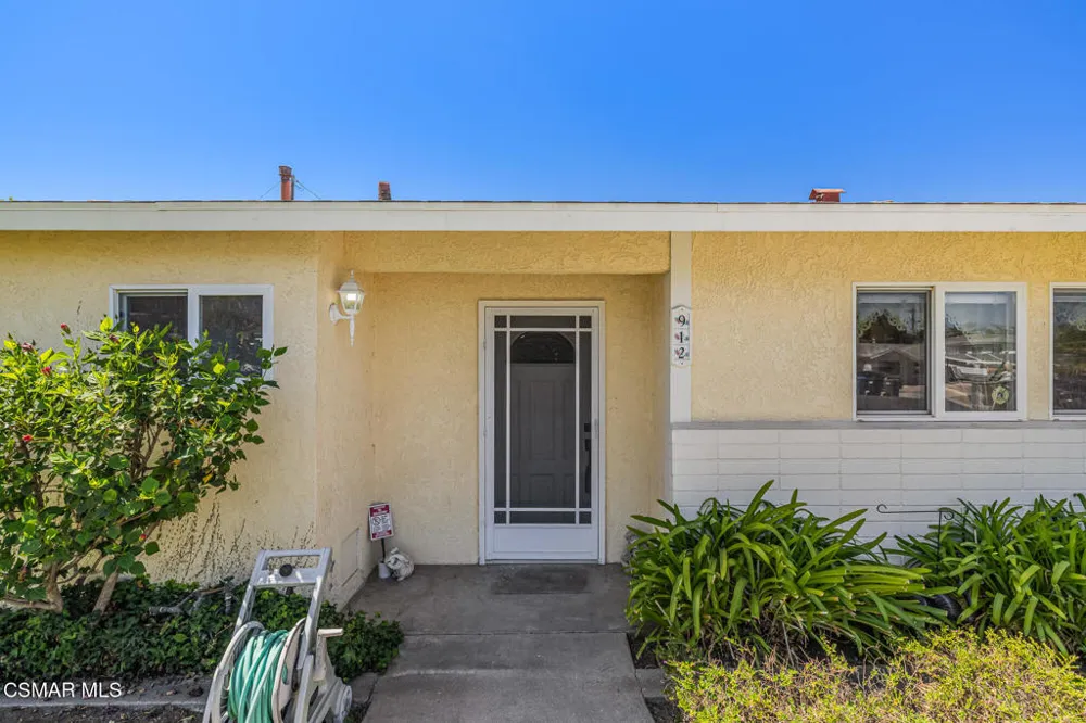 912 Calle Tulipan Thousand Oaks, CA 91360