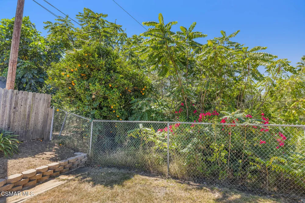 912 Calle Tulipan Thousand Oaks, CA 91360
