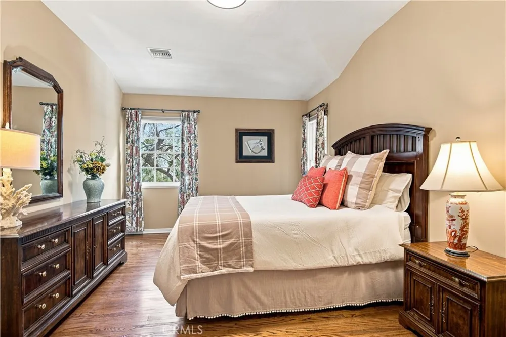 433 S Madison Pasadena, CA 91101