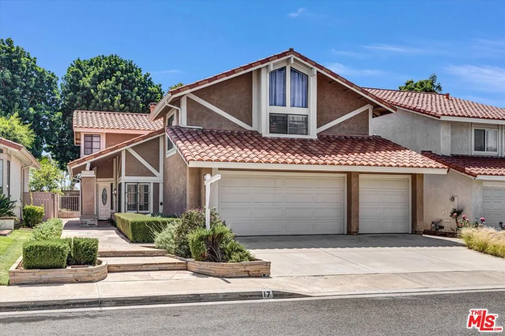 17 Castillo Irvine, CA 92620