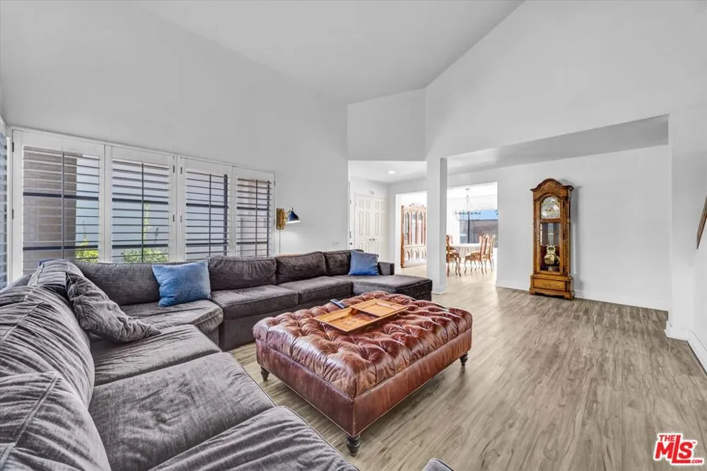 17 Castillo Irvine, CA 92620
