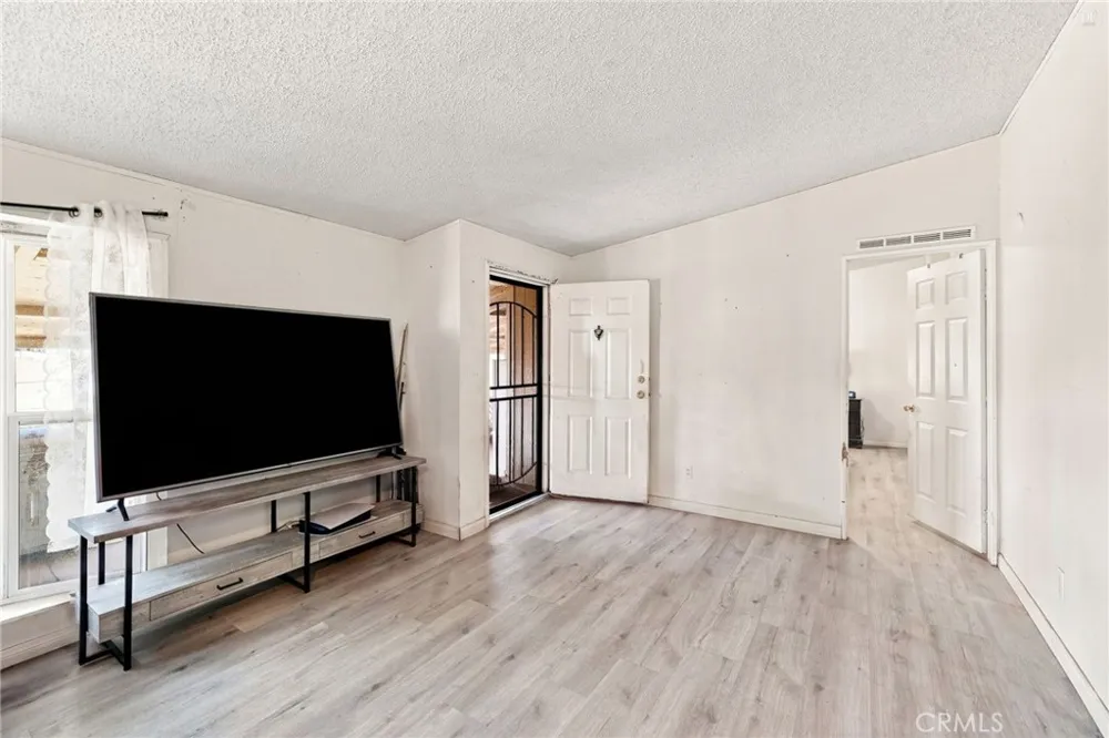 7124 7th Street Phelan, CA 92371