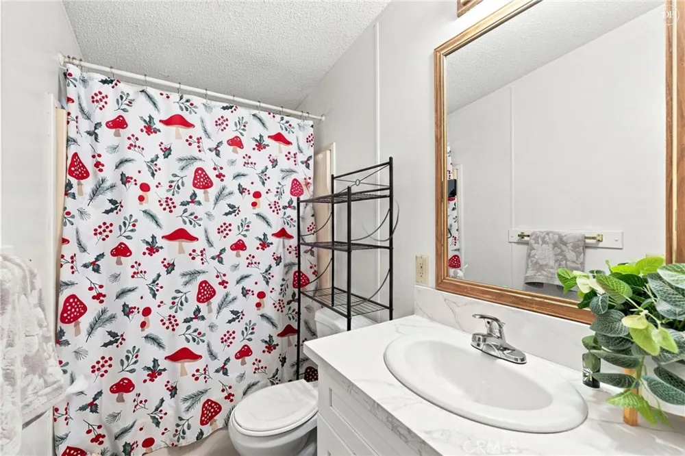 7124 7th Street Phelan, CA 92371
