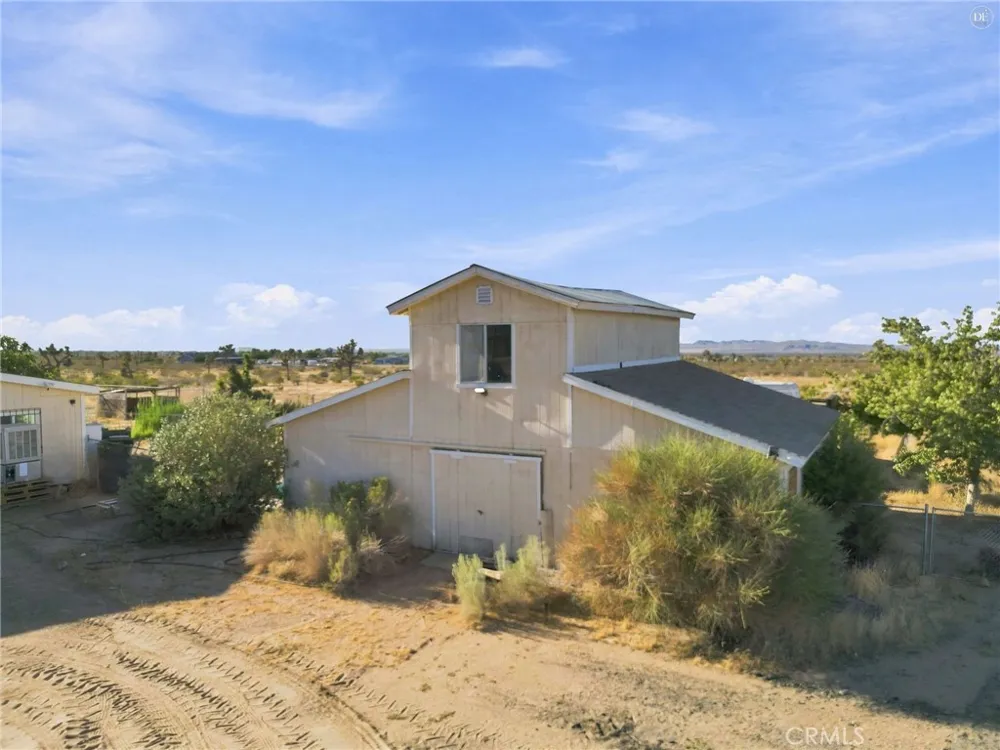 7124 7th Street Phelan, CA 92371