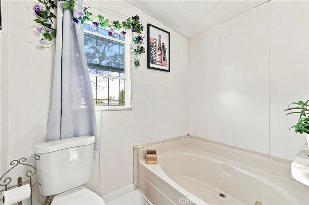 7124 7th Street Phelan, CA 92371