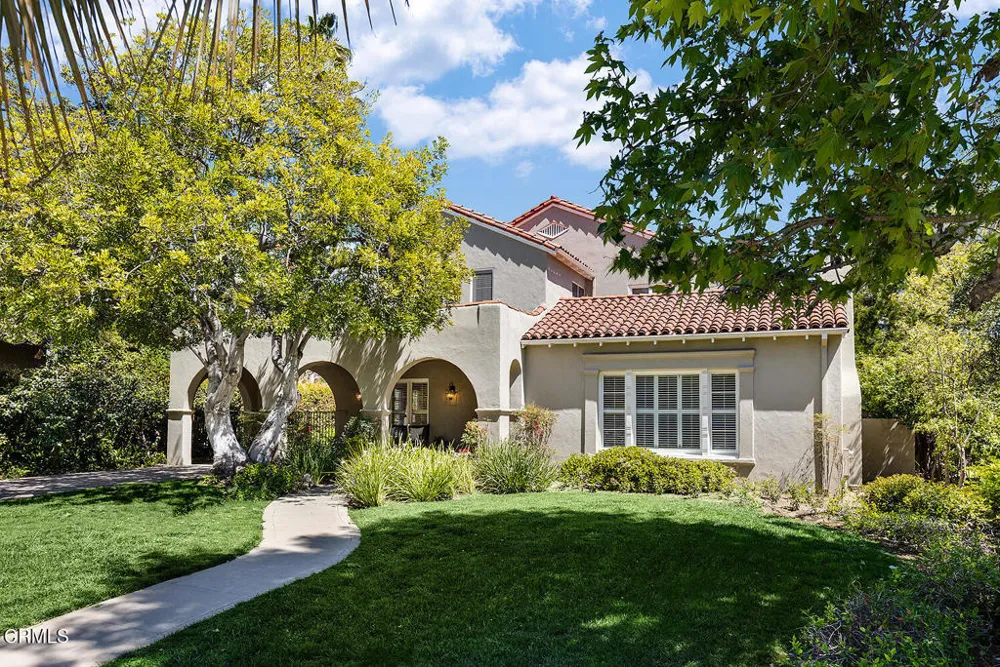 1220 Wentworth Avenue Pasadena, CA 91106