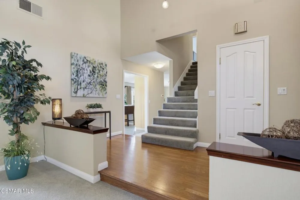 6512 Pinion Street Oak Park, CA 91377