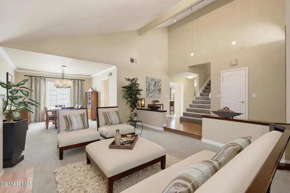6512 Pinion Street Oak Park, CA 91377
