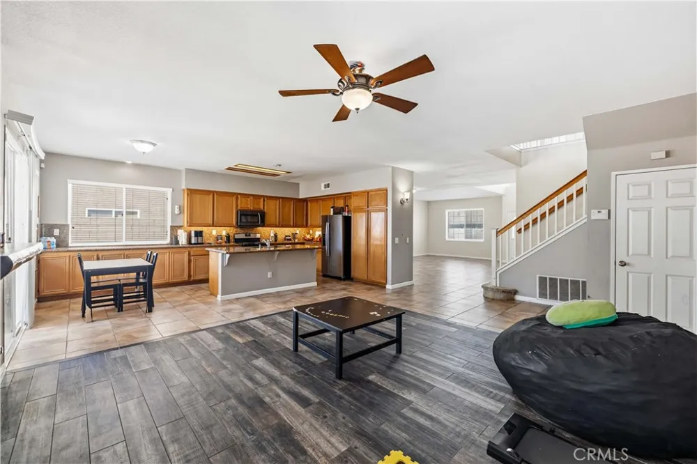 36653 Macarthur Palmdale, CA 93552