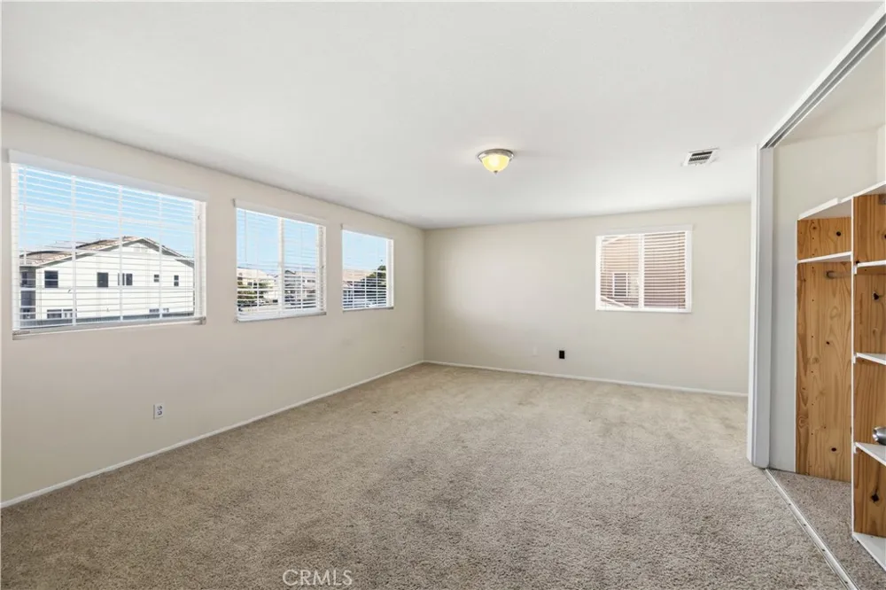36653 Macarthur Palmdale, CA 93552
