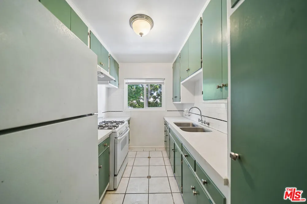 1206 Hayworth Avenue #11 West Hollywood, CA 90046