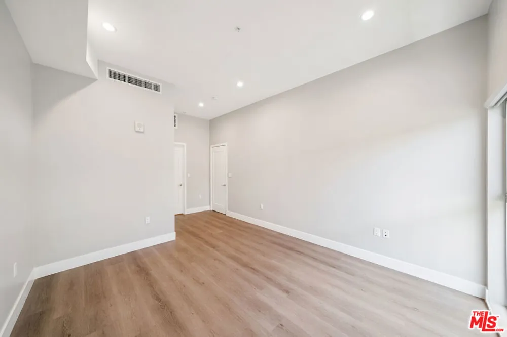 1223 Hayworth Avenue #10 West Hollywood, CA 90046
