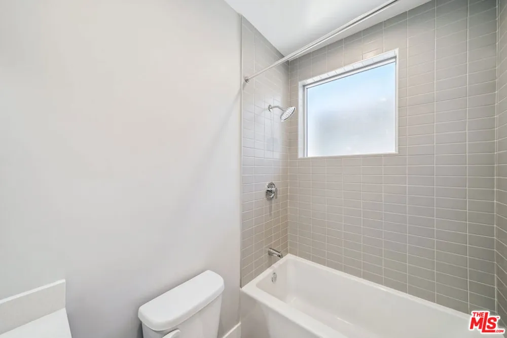 1223 Hayworth Avenue #10 West Hollywood, CA 90046