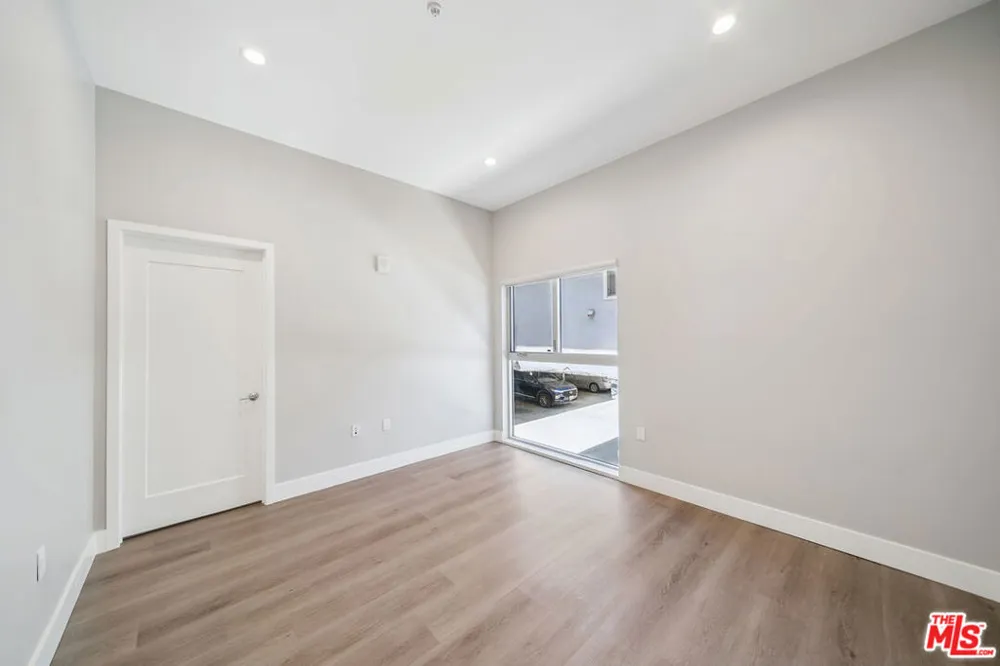 1223 Hayworth Avenue #10 West Hollywood, CA 90046