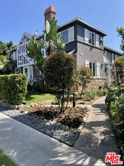 1254 Orange Grove Avenue #4
