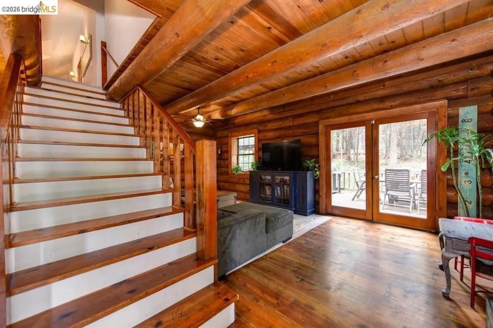 4589 Jenkinson CIR Pollock Pines, CA 95726
