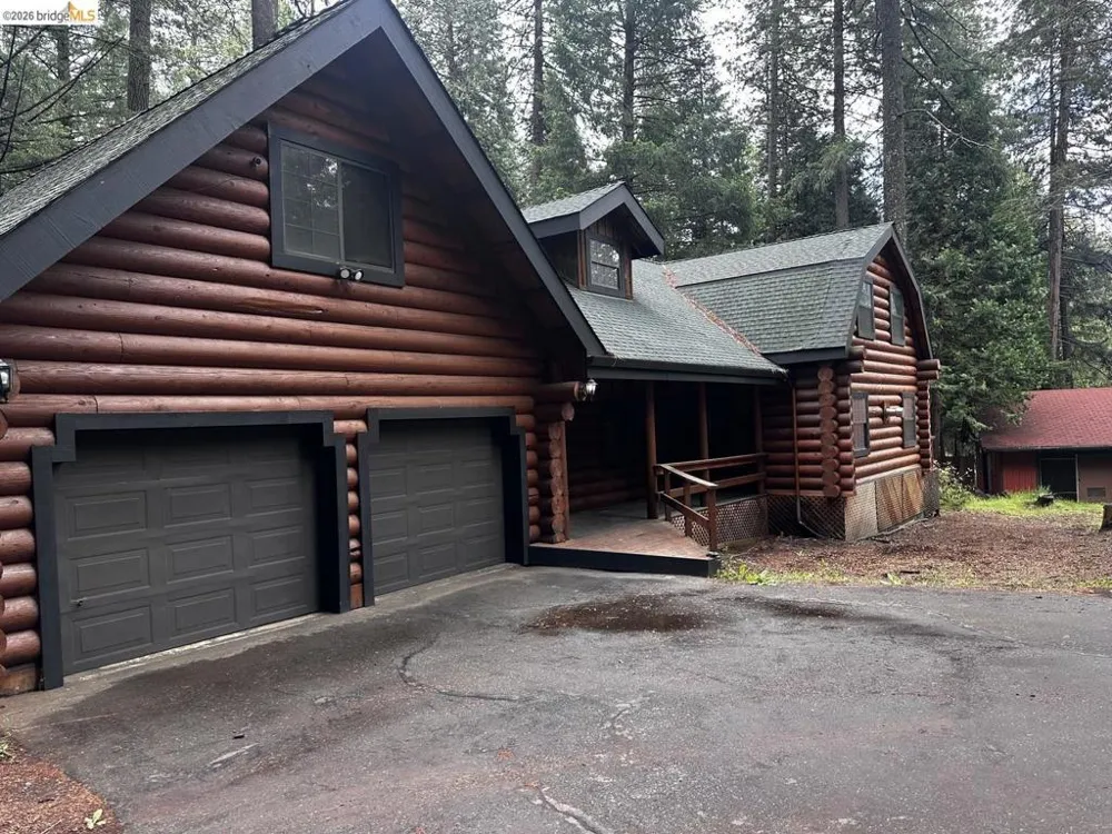 4589 Jenkinson CIR Pollock Pines, CA 95726