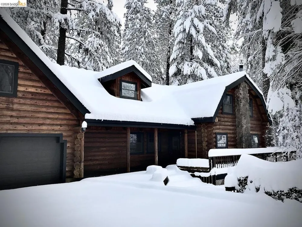 4589 Jenkinson CIR Pollock Pines, CA 95726