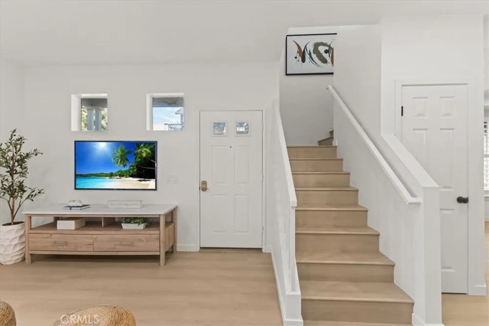 81 Coronado Cay Aliso Viejo, CA 92656