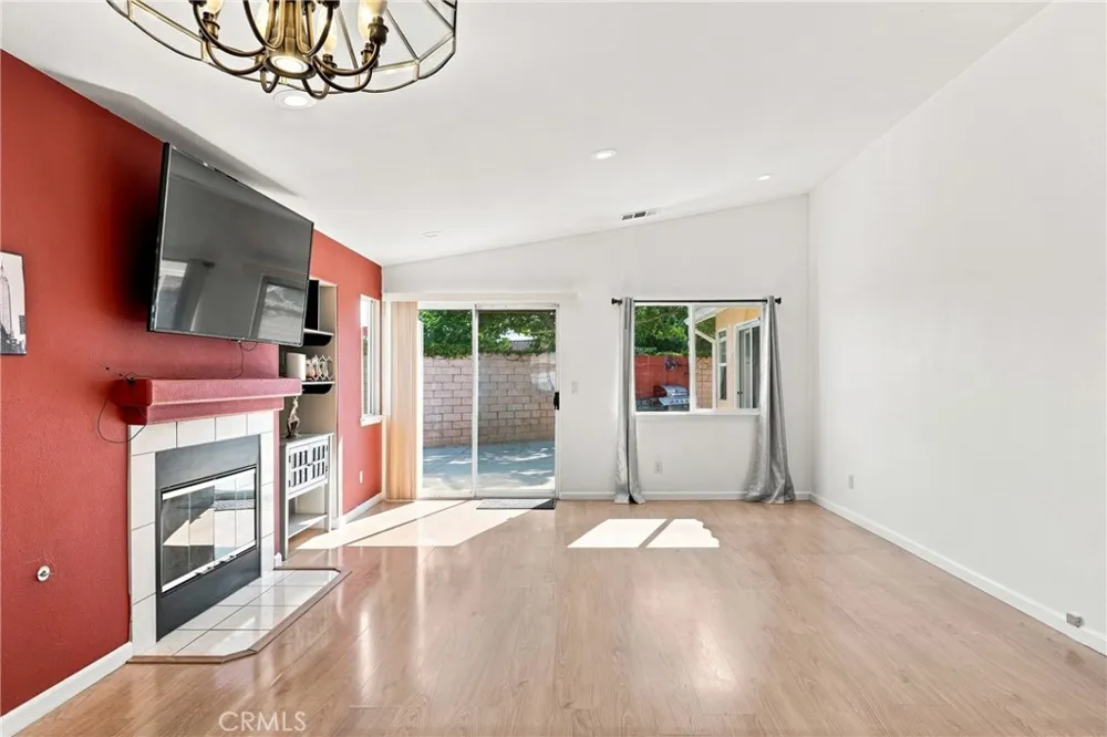 1834 Duke Santa Maria, CA 93454
