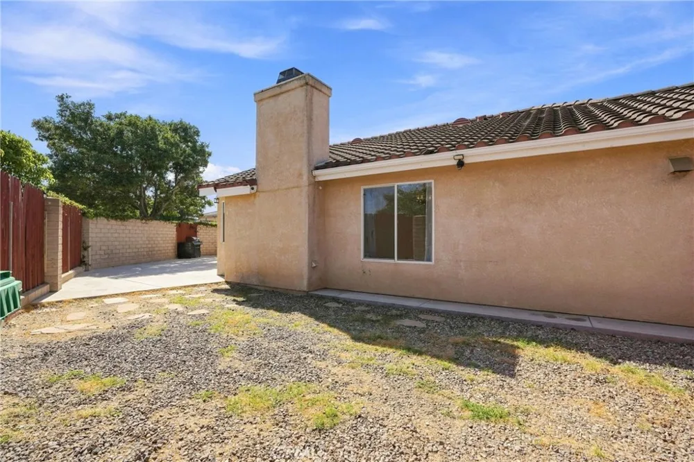 1834 Duke Santa Maria, CA 93454