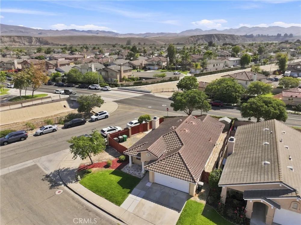 1834 Duke Santa Maria, CA 93454