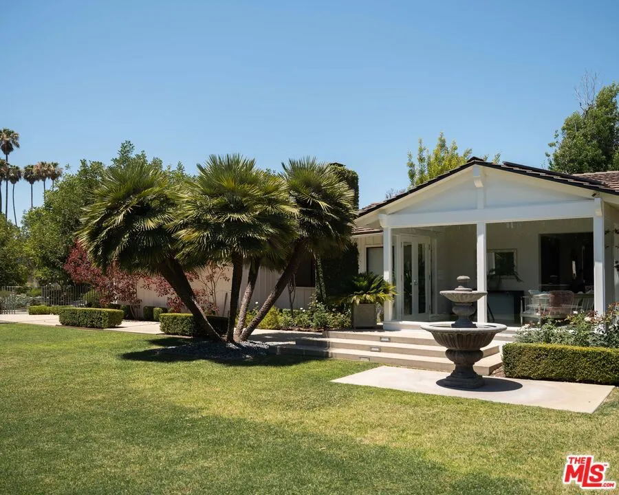 880 Canterbury Road San Marino, CA 91108