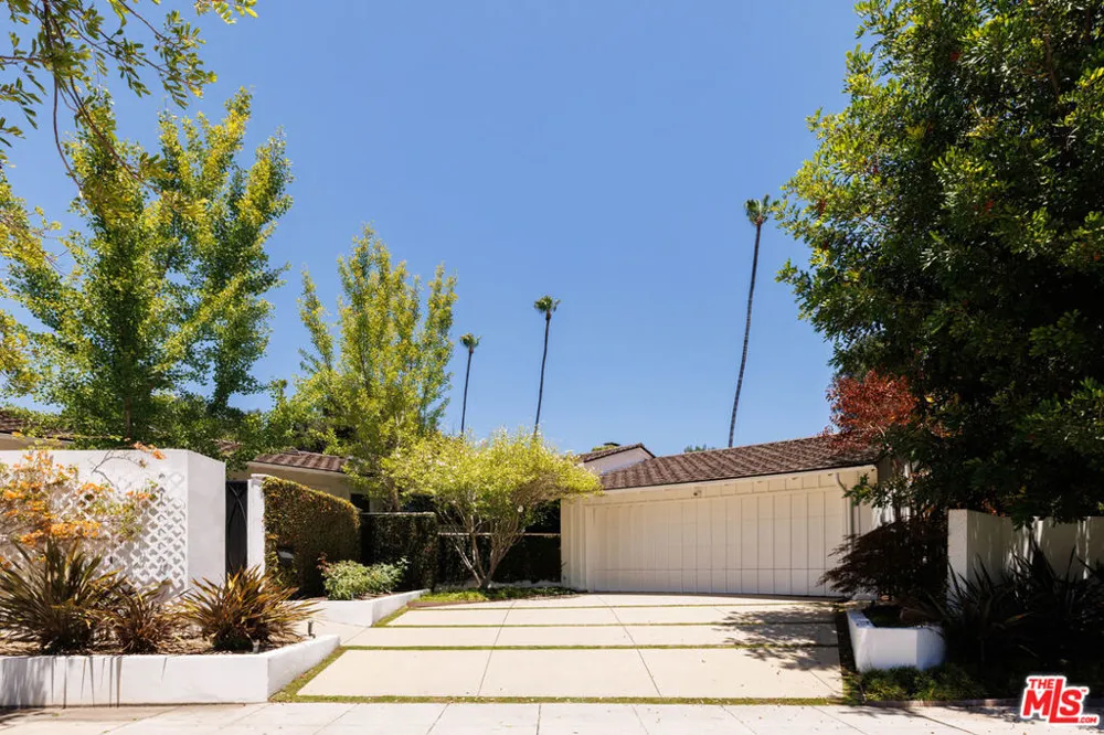 880 Canterbury Road San Marino, CA 91108