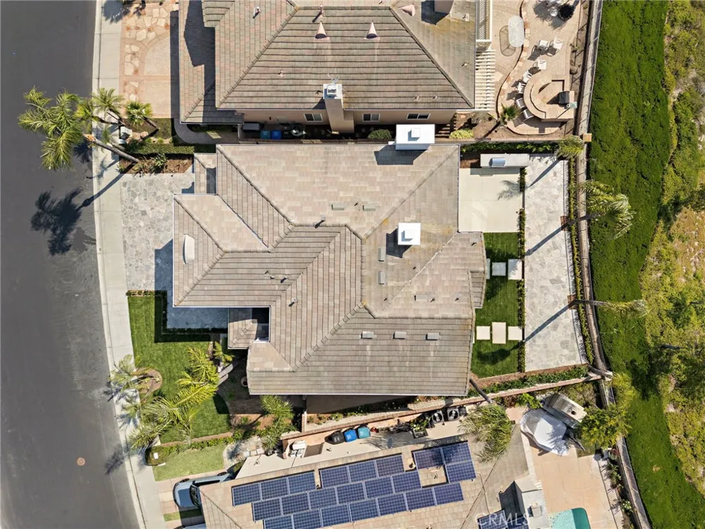 22661 Sweetmeadow Mission Viejo, CA 92692