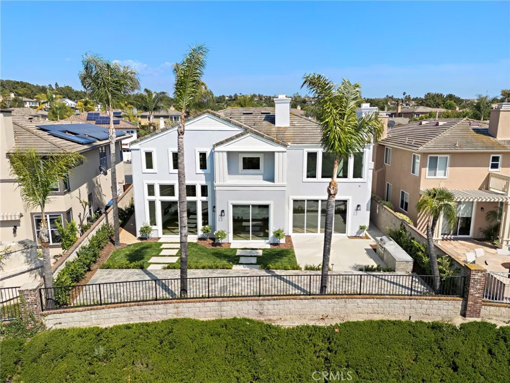 22661 Sweetmeadow Mission Viejo, CA 92692