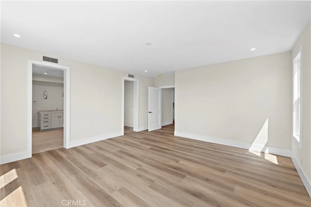 22661 Sweetmeadow Mission Viejo, CA 92692