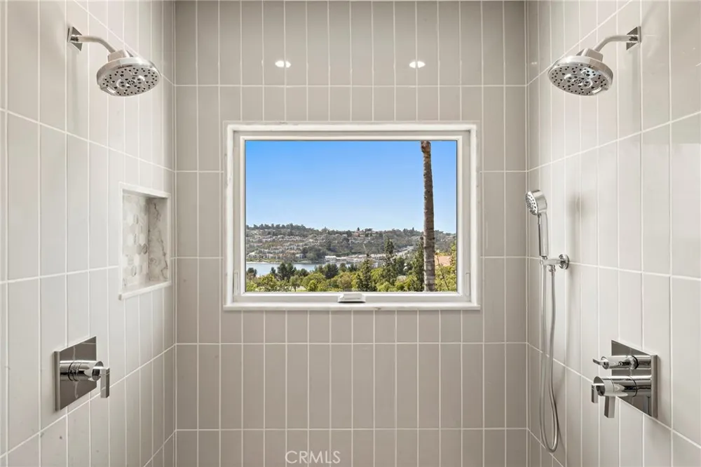 22661 Sweetmeadow Mission Viejo, CA 92692