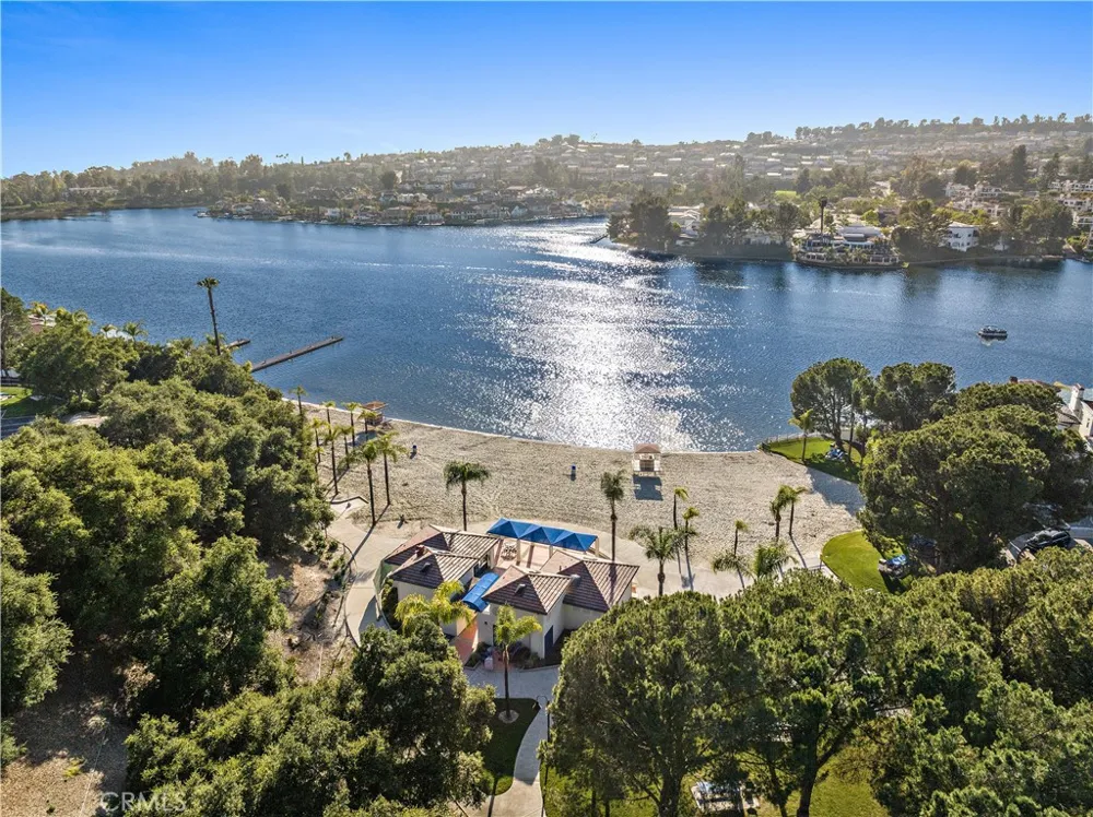 22661 Sweetmeadow Mission Viejo, CA 92692