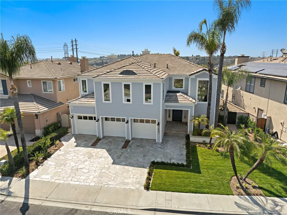 22661 Sweetmeadow Mission Viejo, CA 92692