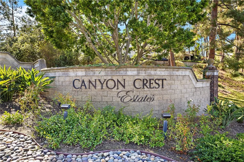 22661 Sweetmeadow Mission Viejo, CA 92692