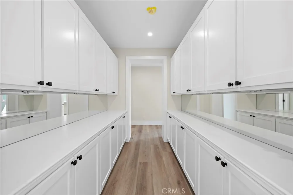 22661 Sweetmeadow Mission Viejo, CA 92692