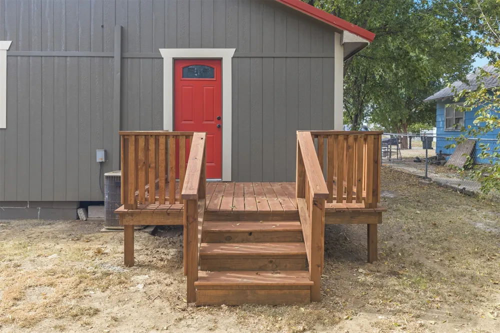 310 Sinclair Street Healdton, OK 73438