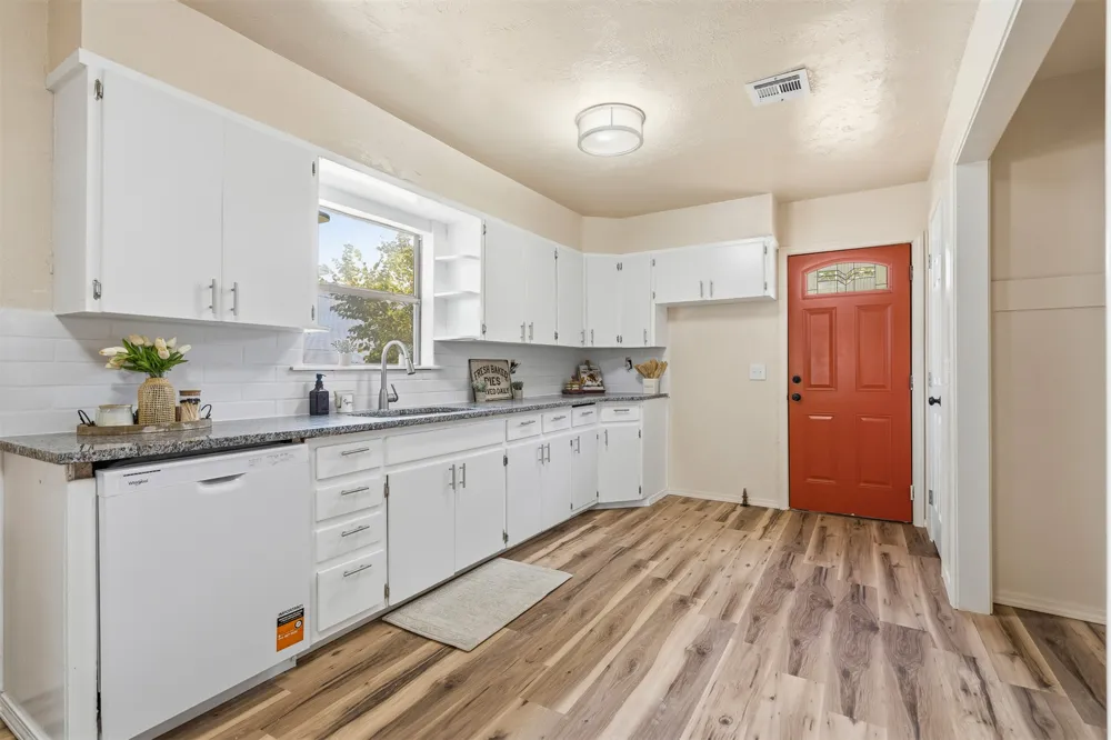 310 Sinclair Street Healdton, OK 73438