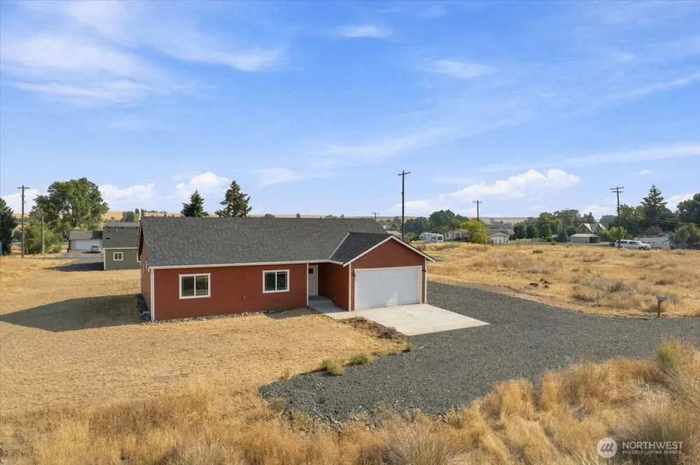 621 SW Pope Ave Wilbur, WA 99185