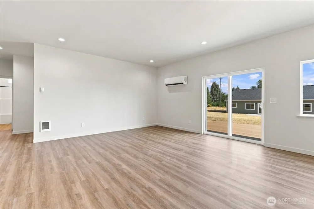 621 SW Pope Ave Wilbur, WA 99185