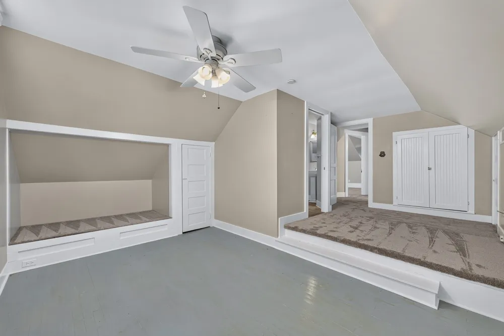 410 1st Ave Fayetteville, TN 37334