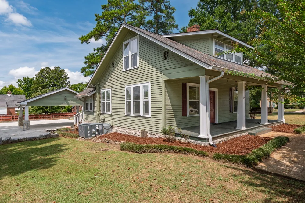 410 1st Ave Fayetteville, TN 37334