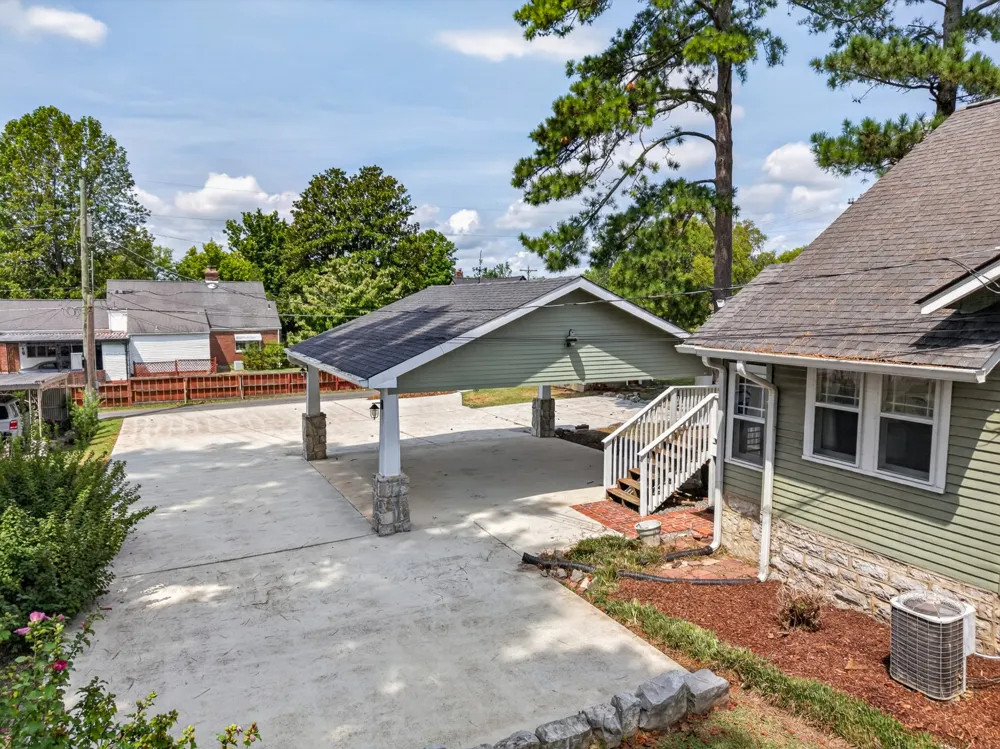 410 1st Ave Fayetteville, TN 37334