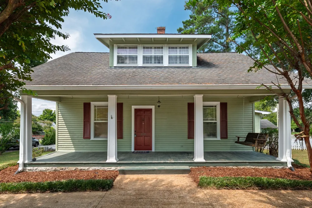 410 1st Ave Fayetteville, TN 37334