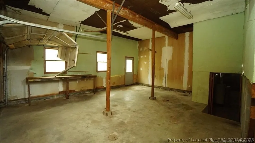 19101 Wagram Road Laurinburg, NC 28352
