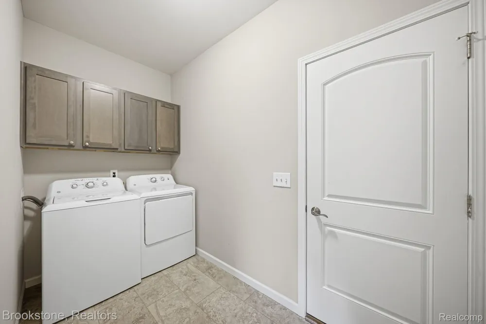 2838 Blue Sky Drive #42 Oceola Township, MI 48843