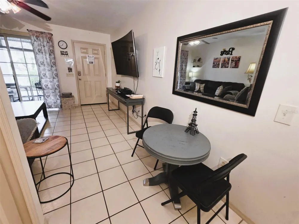 2210 VISTA DEL SOL CIRCLE #502 Lutz, FL 33558
