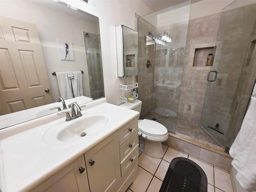 2210 VISTA DEL SOL CIRCLE #502 Lutz, FL 33558
